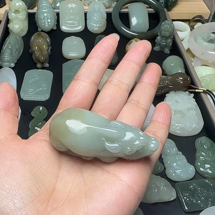 和田玉未镶嵌挂件