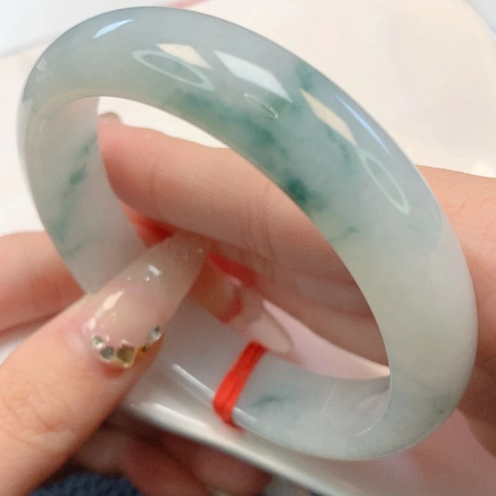 【闪购商品】翡翠手镯未镶嵌57+圈