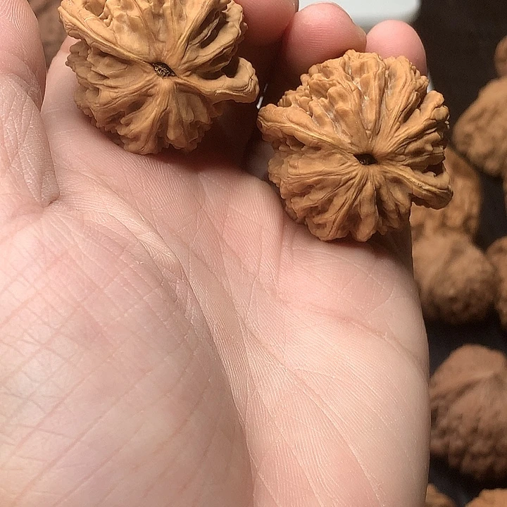 千***酒吊坠文玩核桃38麦虎