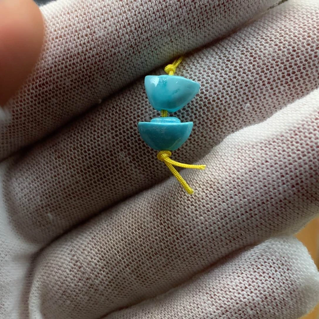 绿松石未镶嵌挂件