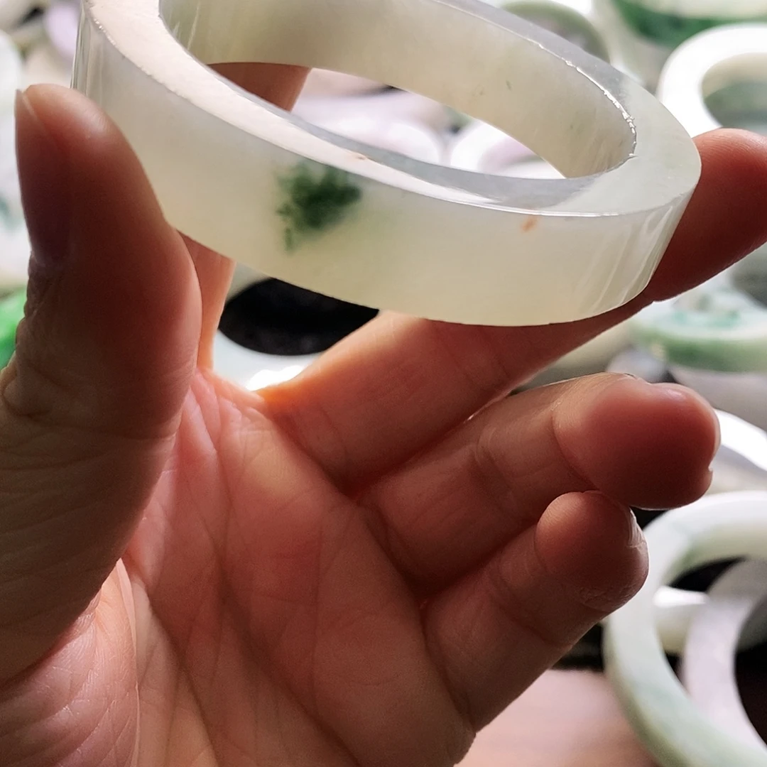 我***子定制翡翠未镶嵌A货