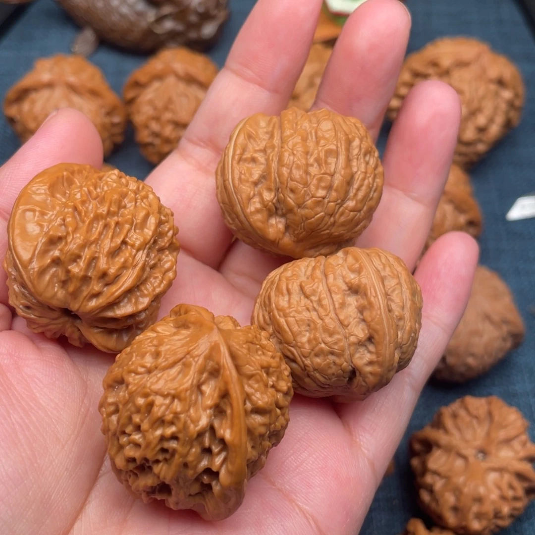 张***嘟文玩核桃把件35全品乾隆磨36金牛全品