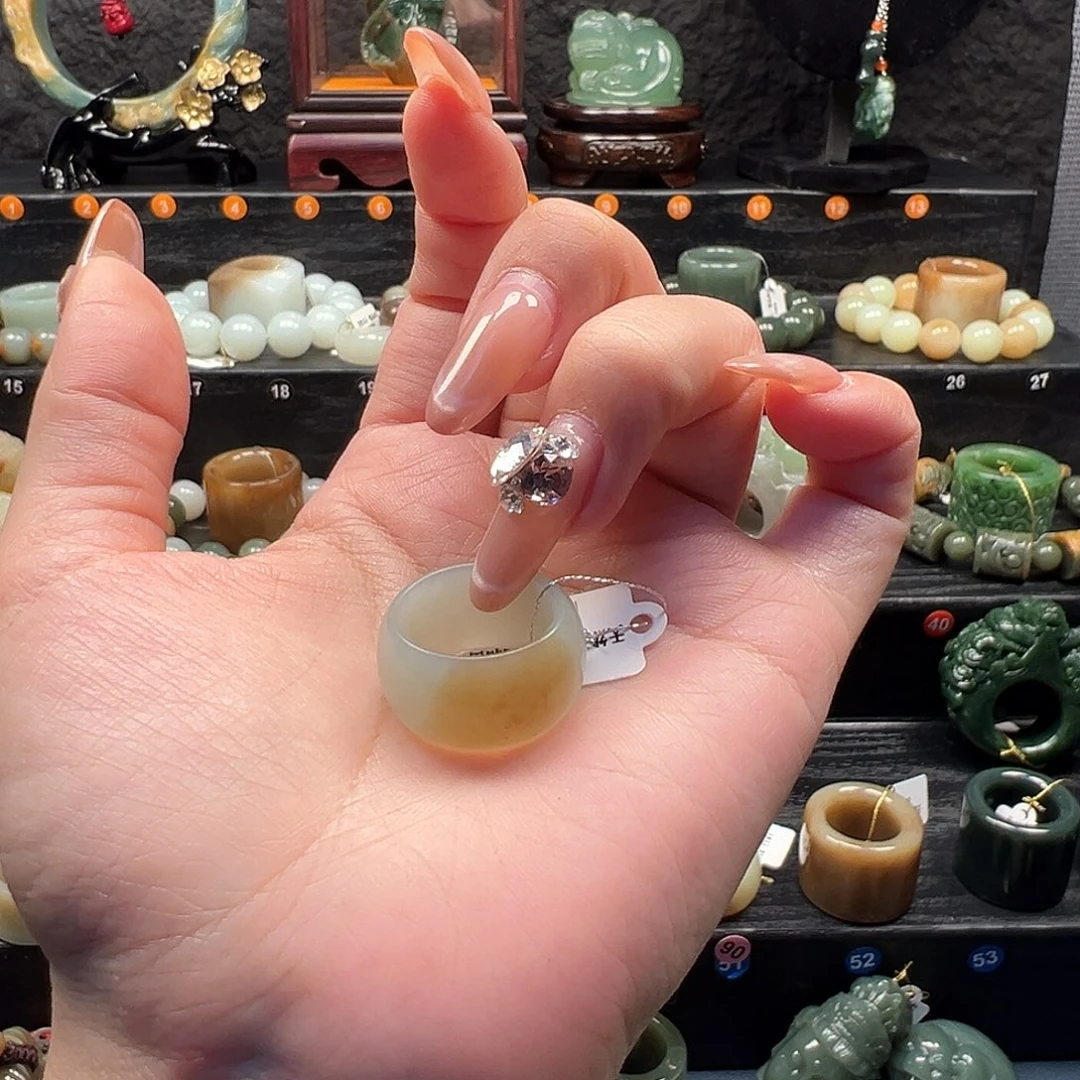 文***客和田玉未镶嵌戒指内径7