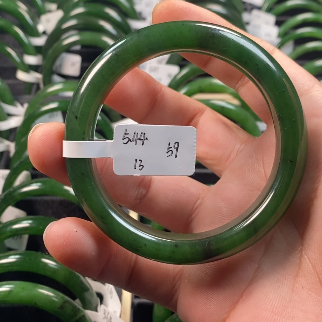 和田玉（碧玉）未镶嵌手镯59