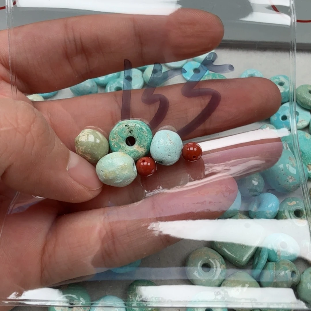 南红玛瑙未镶嵌珠宝奇石