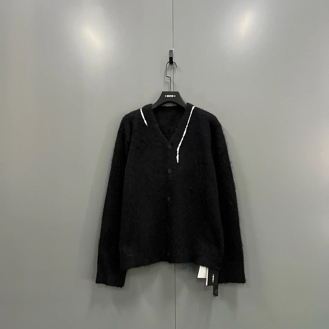 99新 maje h93 撞色刺绣针织衫  009547