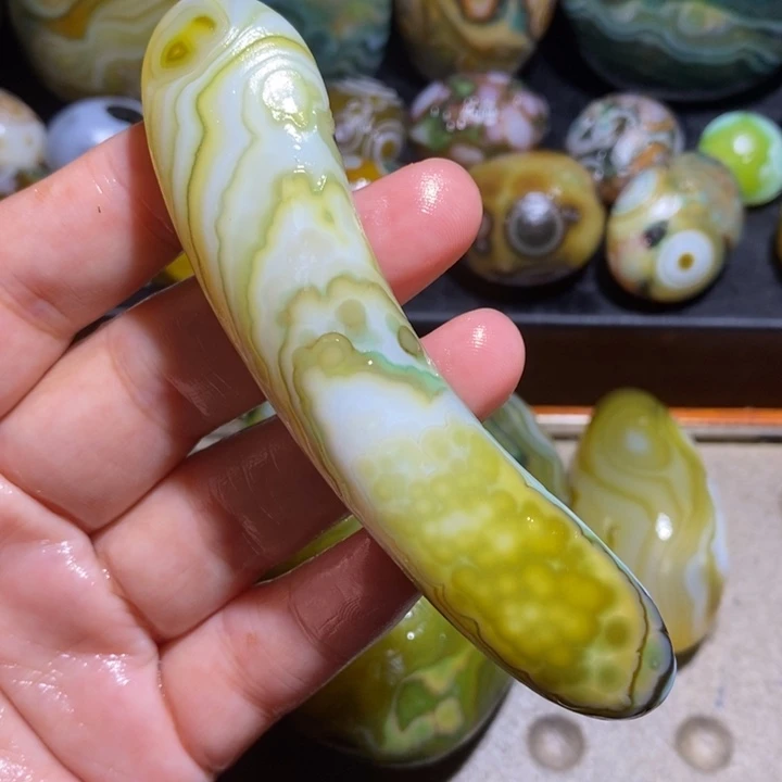 未镶嵌玛瑙/玉髓珠宝半成品65