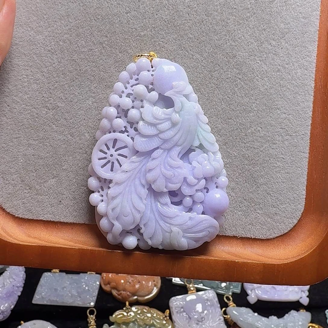 吊坠(赠链)未镶嵌翡翠