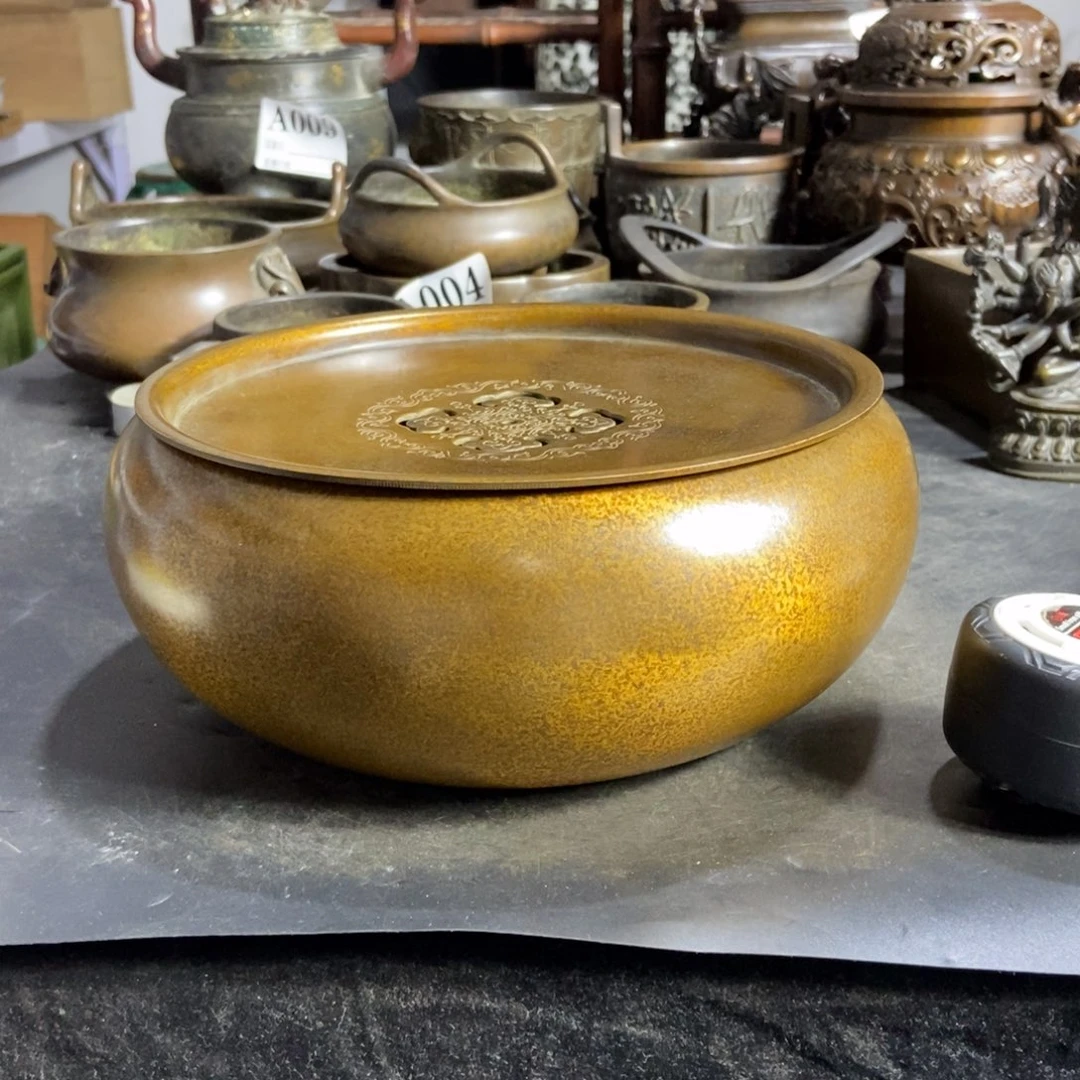 于**人铜器工艺品摆件香炉材料