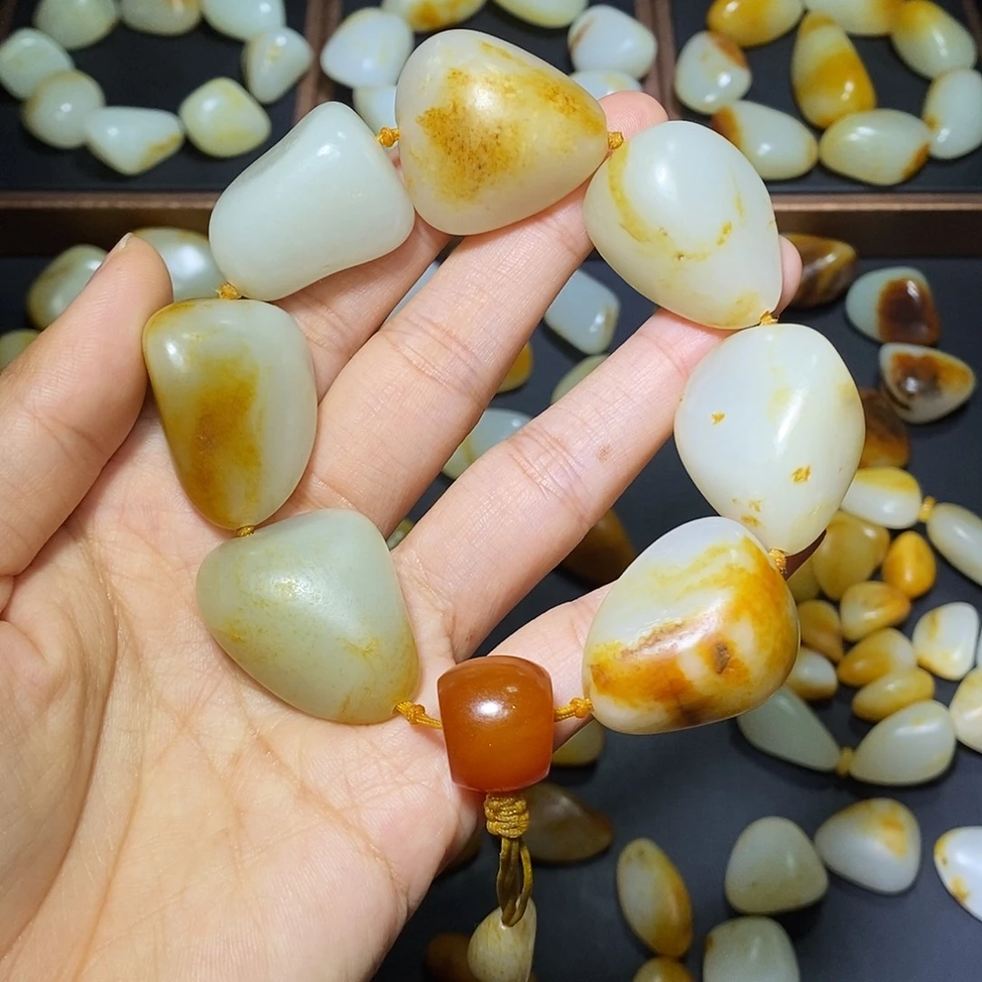 和田玉未镶嵌手链