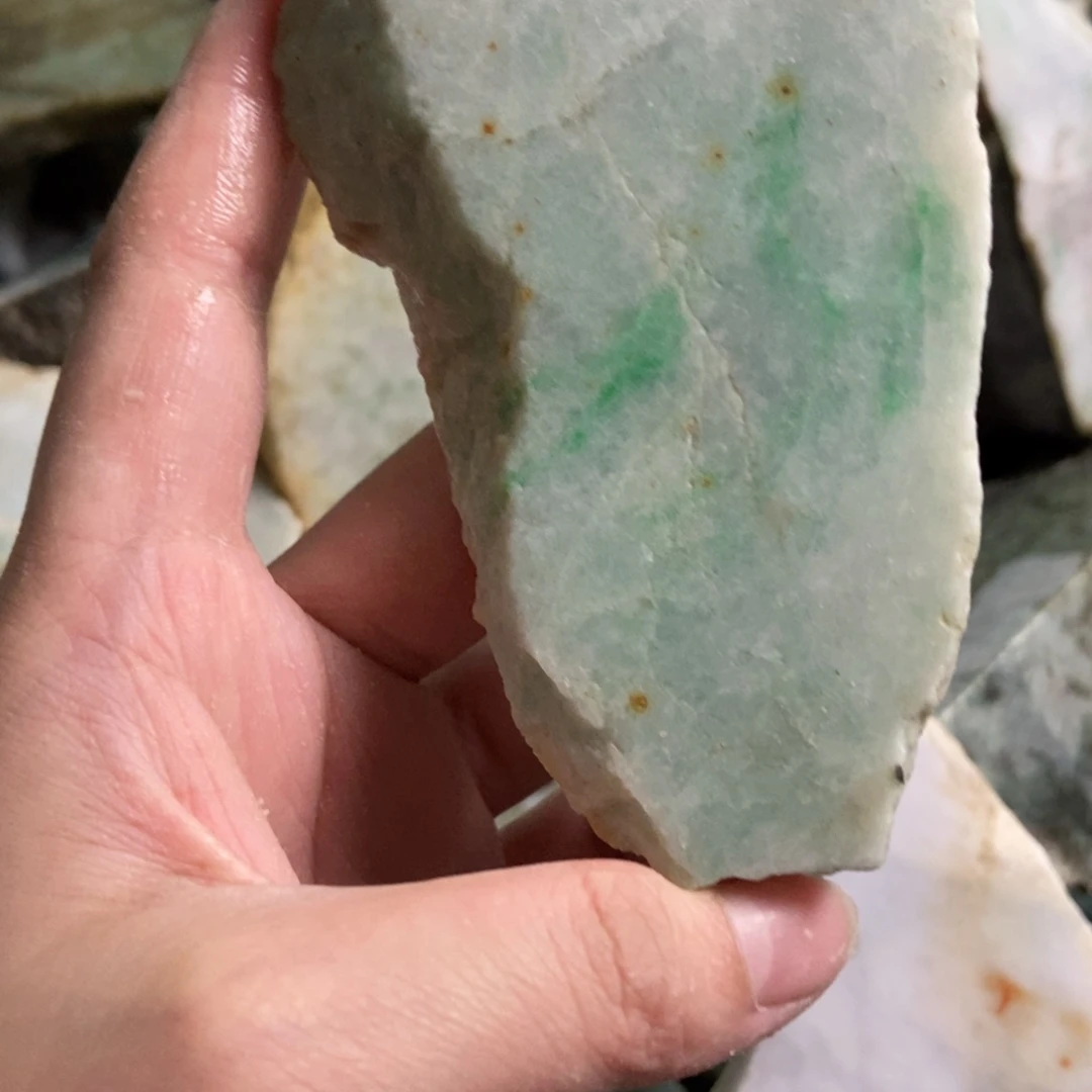 翡翠未镶嵌颈饰天然翡翠