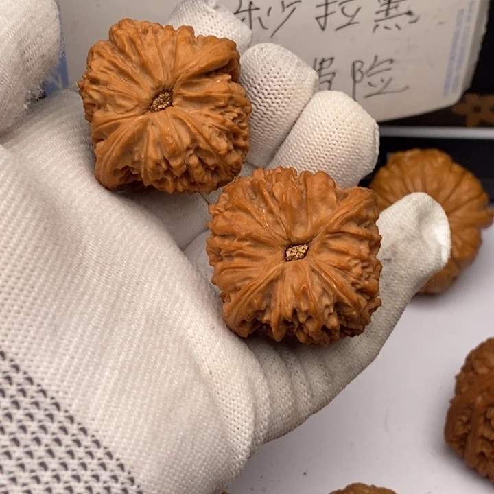 把件文玩核桃布南疆石40