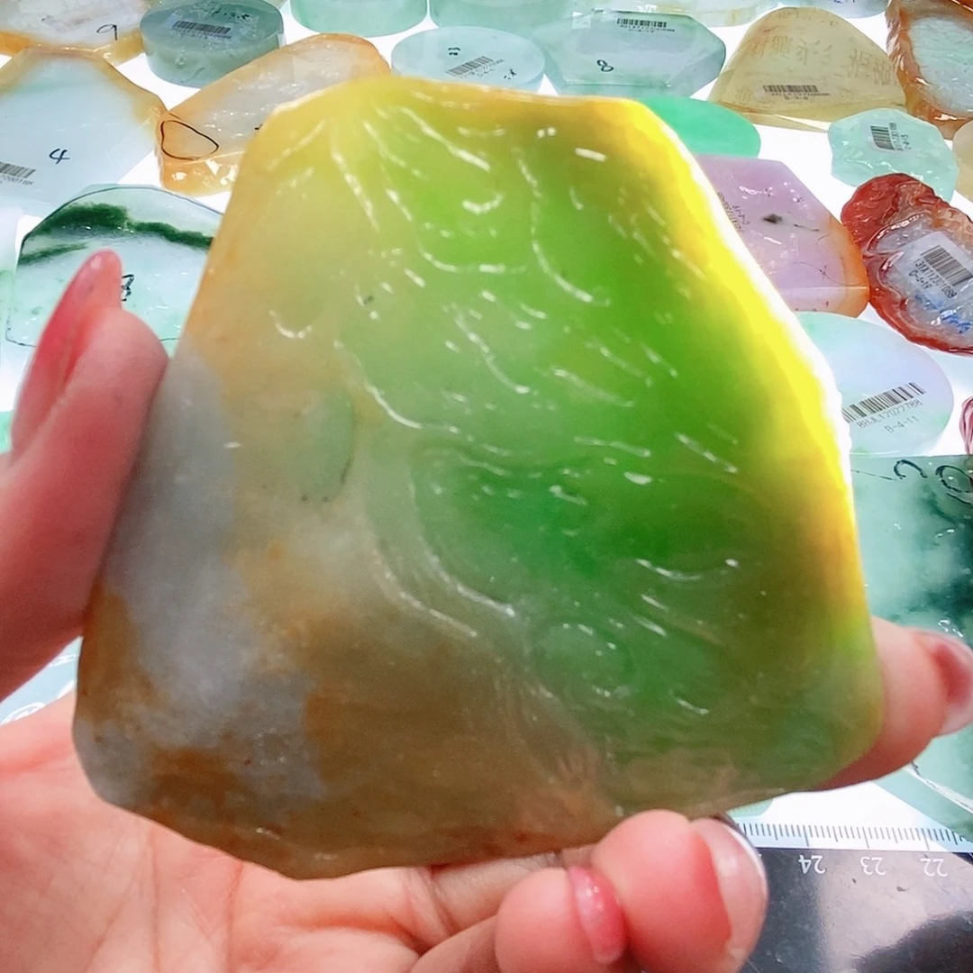 定制翡翠未镶嵌定制翡翠未镶嵌