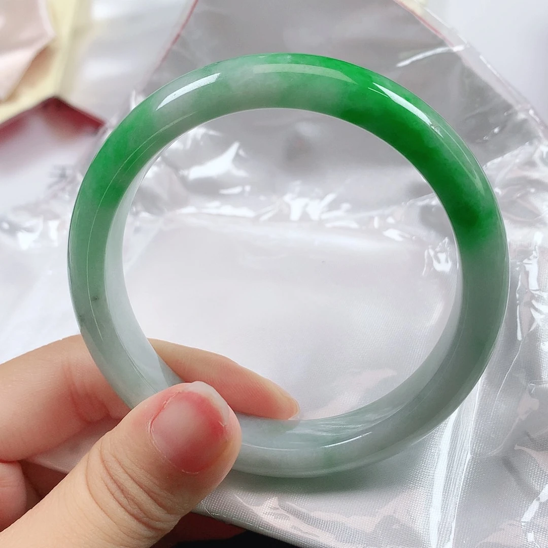 未镶嵌手镯翡翠1900