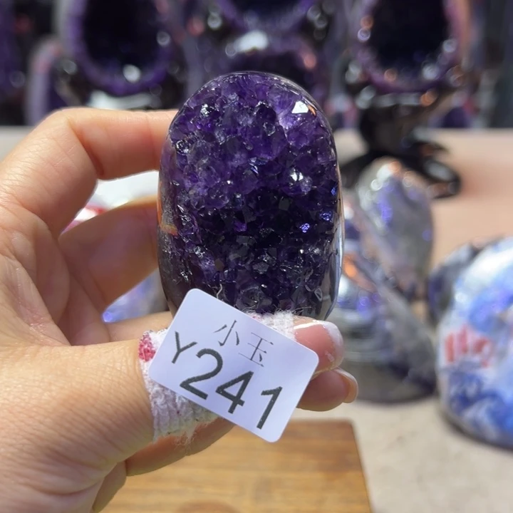 水晶未镶嵌大型摆件（非配饰）摆件