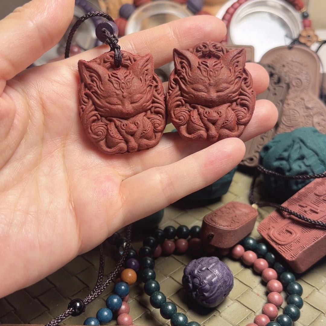 泥塑花蕊夫人凤九牌牌2个