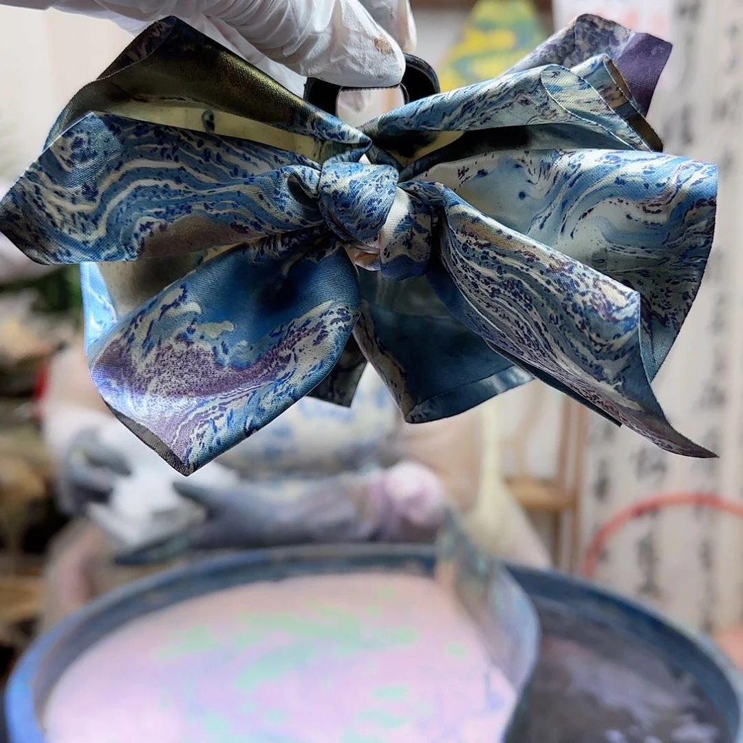 布艺非金属蓝紫金13厘米