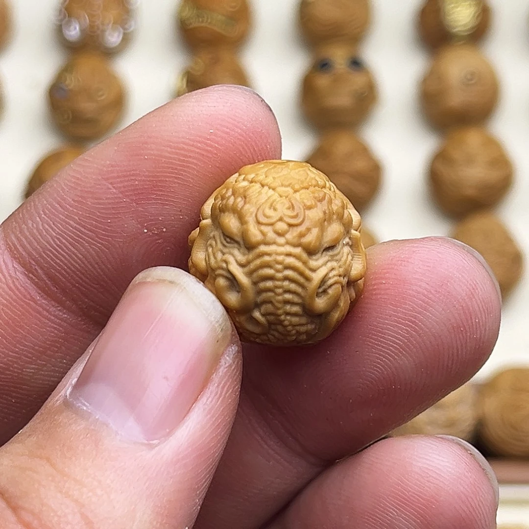 吊坠猴头核桃六牙象神17