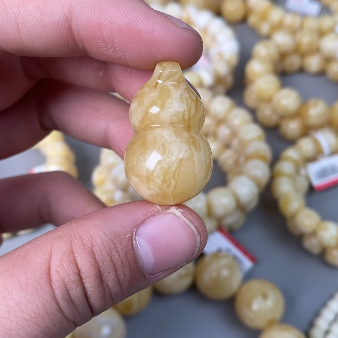 未镶嵌琥珀珠宝奇石好*