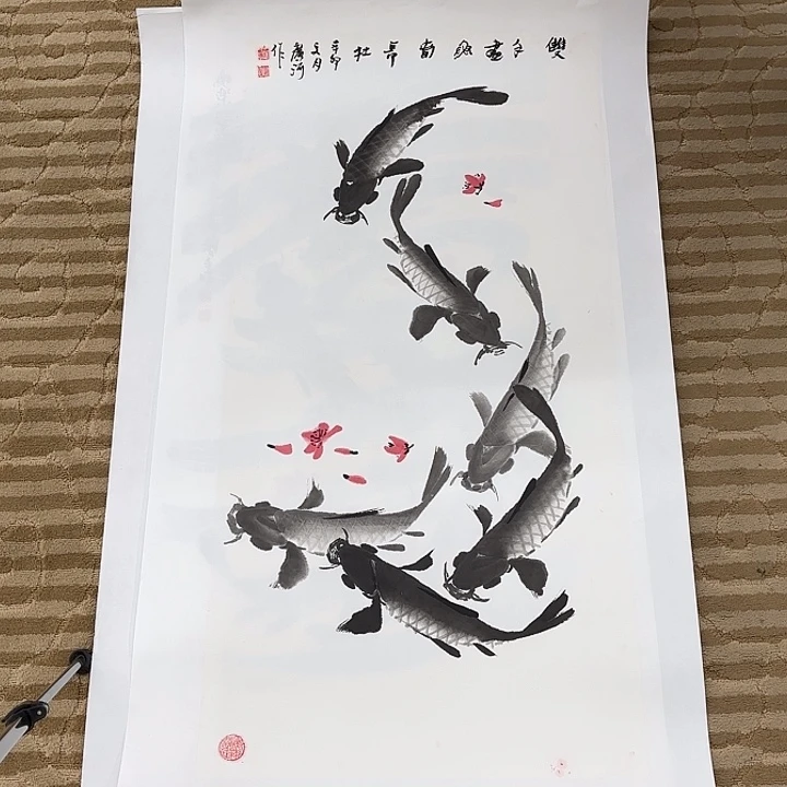 国画花鸟的翅膀是白色和黑色