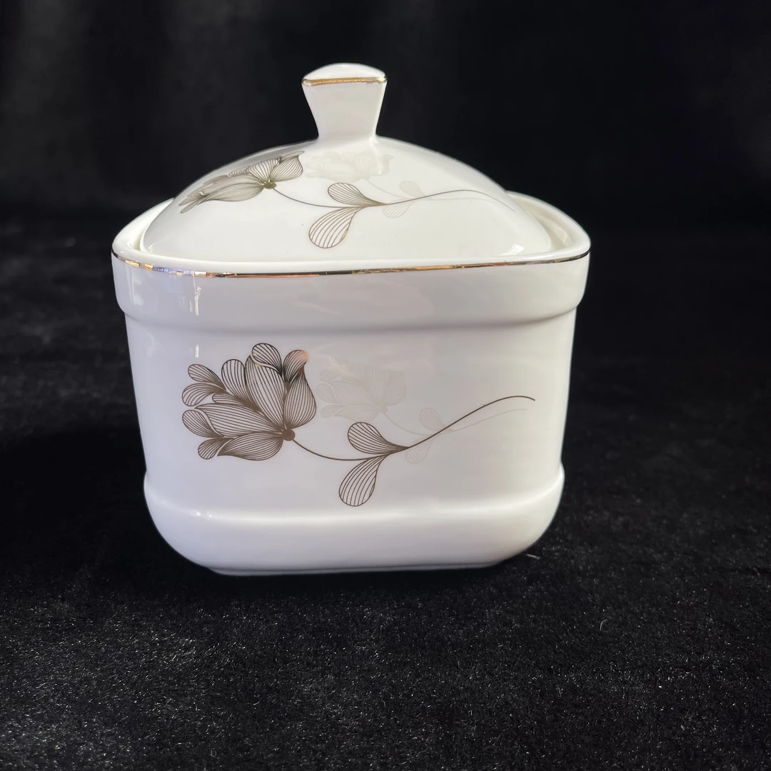 欧式骨质瓷方形调料罐家用高档耐高温瓷器可做猪油罐油泼辣子罐