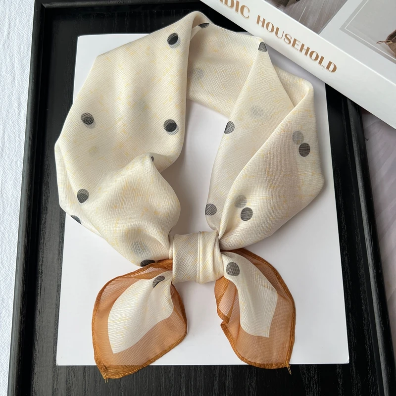 小方巾丝巾女薄款夏季新款装饰防晒护颈围脖时尚领巾百搭围巾米色