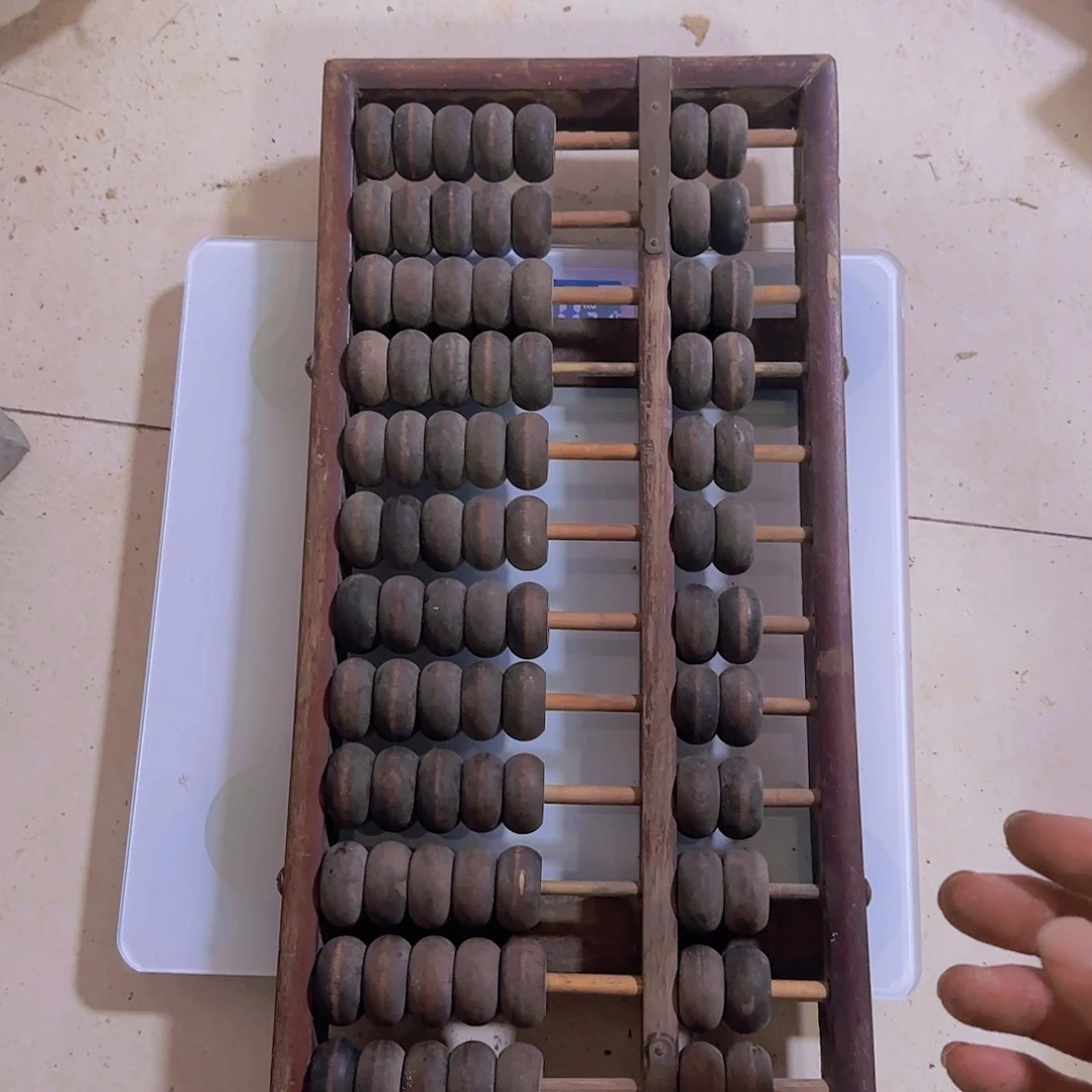 卢氏黑黄檀（大叶紫檀）罗*荣