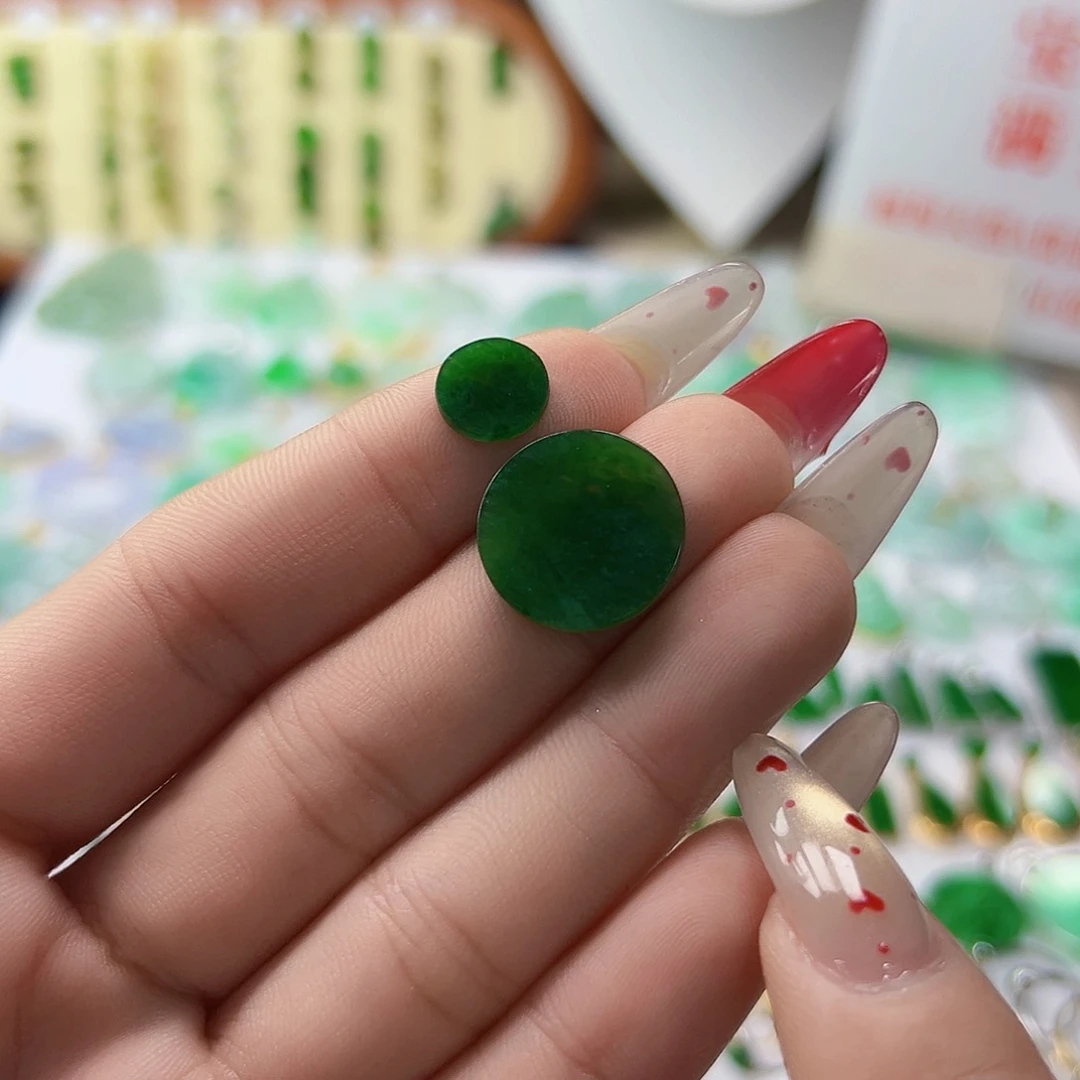 颈饰未镶嵌翡翠O****i翡翠