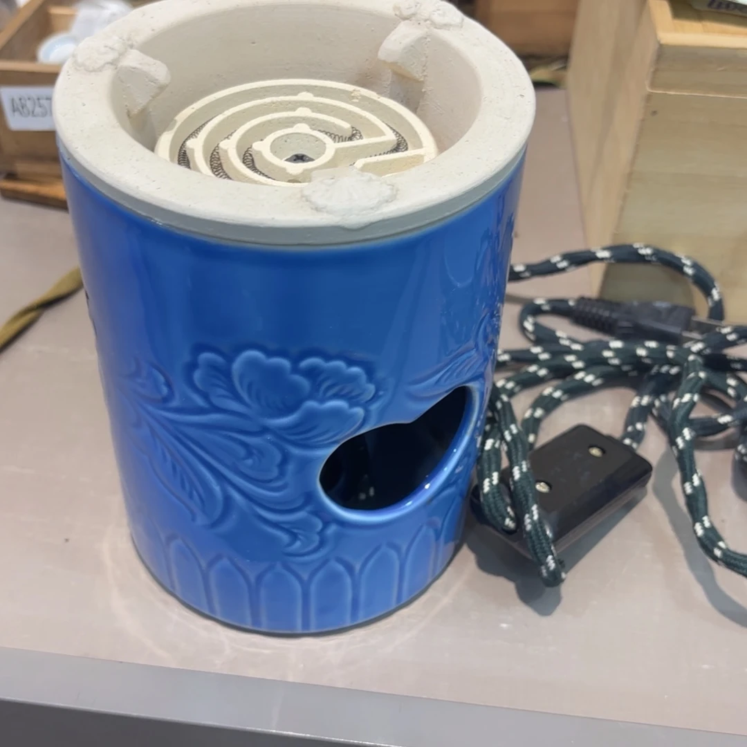 青***云非常喜欢这个瓷器