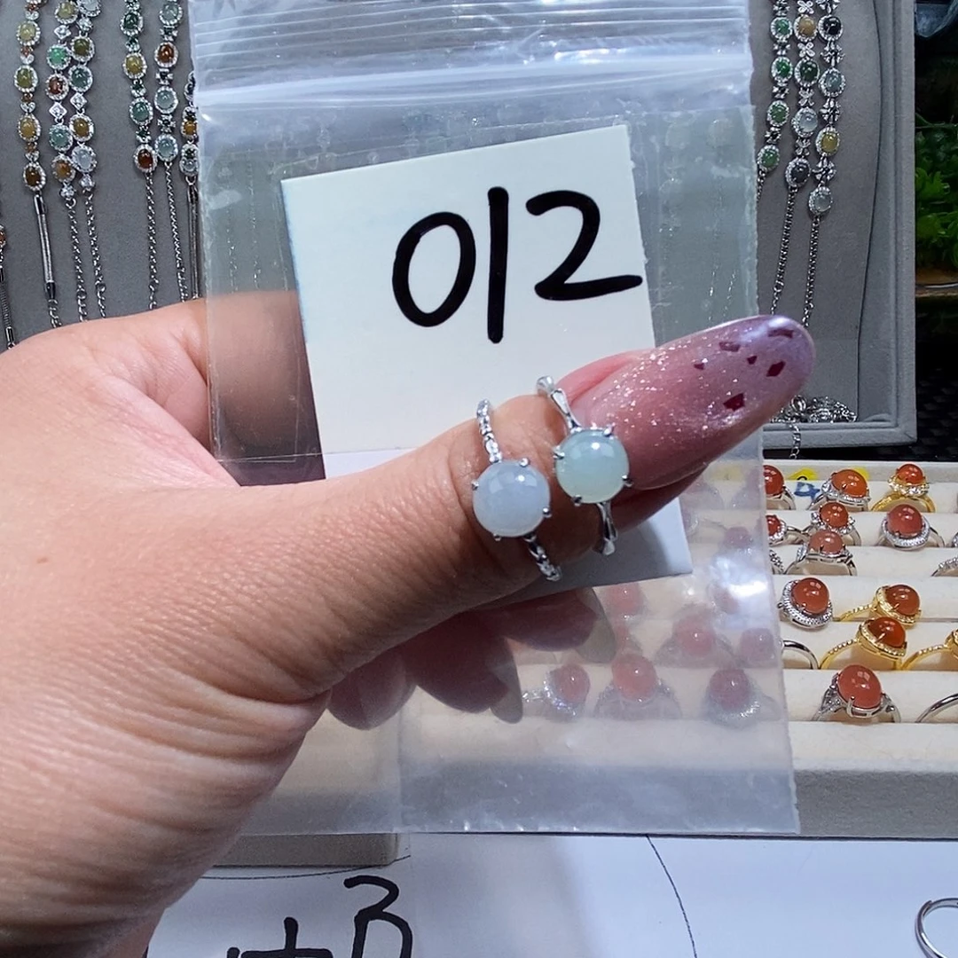 翡翠未镶嵌戒指缅甸