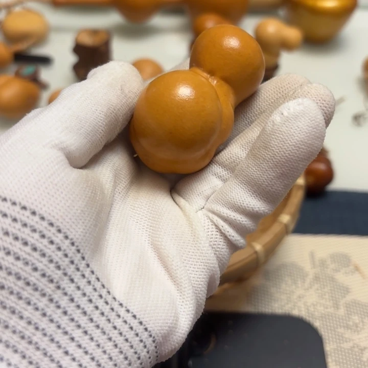 ****沫天然手捻老皮葫芦