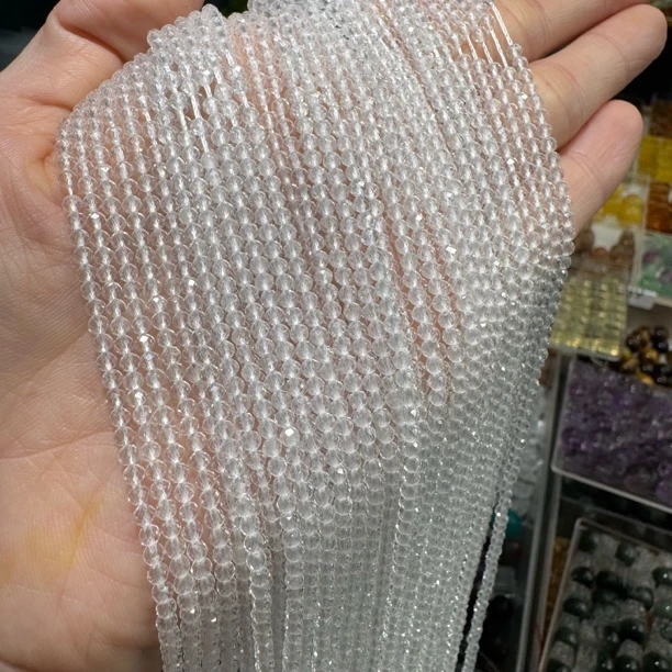 白水晶切面圆珠卡约2.5mm半成品一条