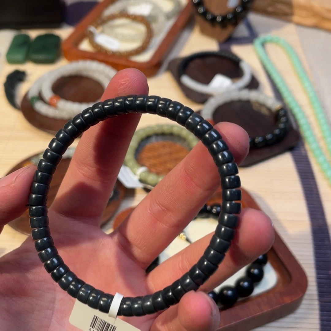 未镶嵌手链和田玉（糖玉）