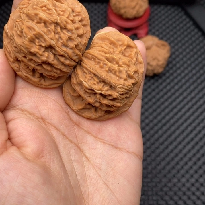 ₯***°把件文玩核桃四座楼福利