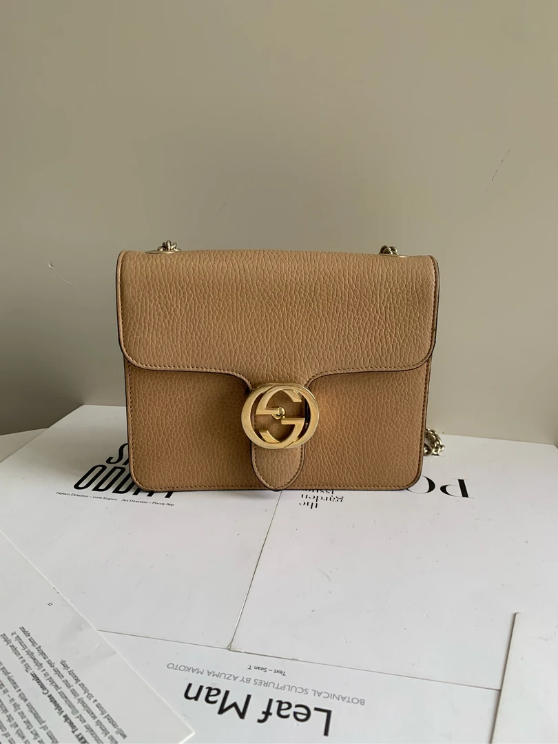 99新 GUCCI/古驰 杏色双G风琴包woc