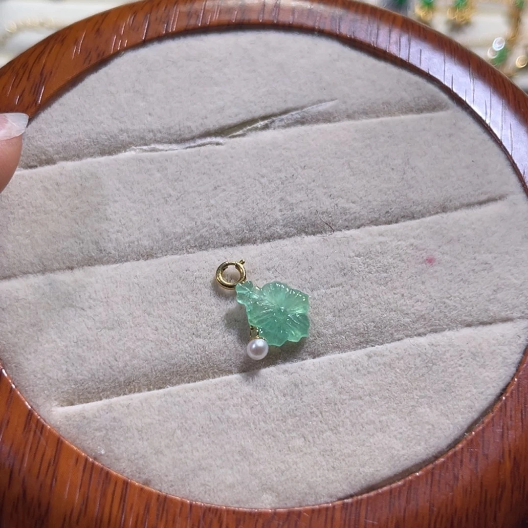 定制翡翠18K金镶嵌翡翠小绿花小滴流18k