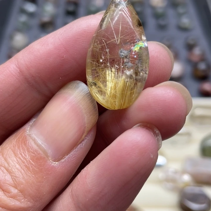 纯天然幽灵碧玺（处理）