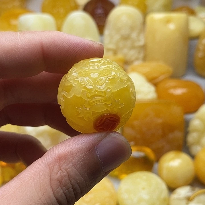 琥珀颈饰未镶嵌琥珀蜜蜡吊坠