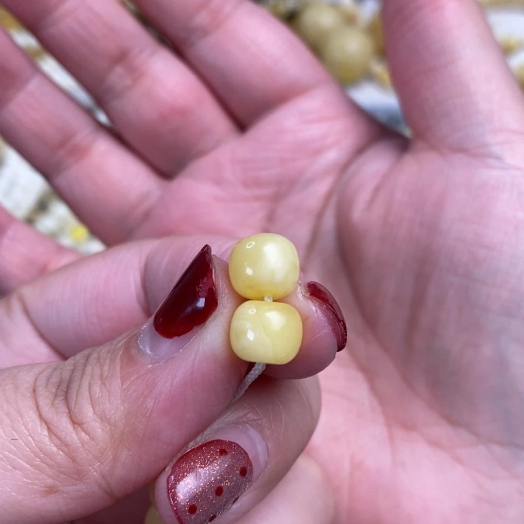 琥珀裸石未镶嵌阿尔卑斯奶白对珠8×7