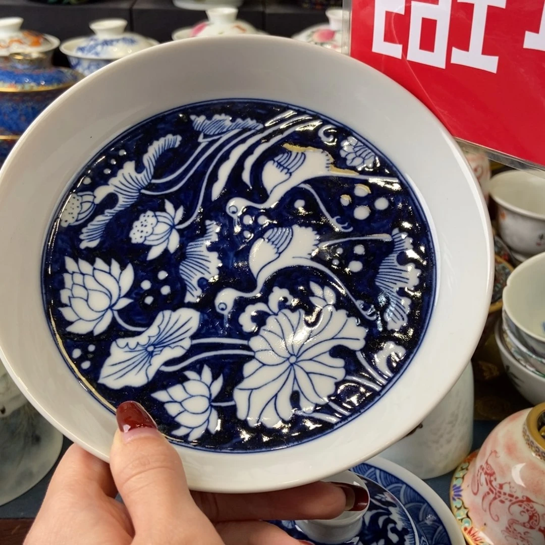 陶瓷艺术品市场调查显示。