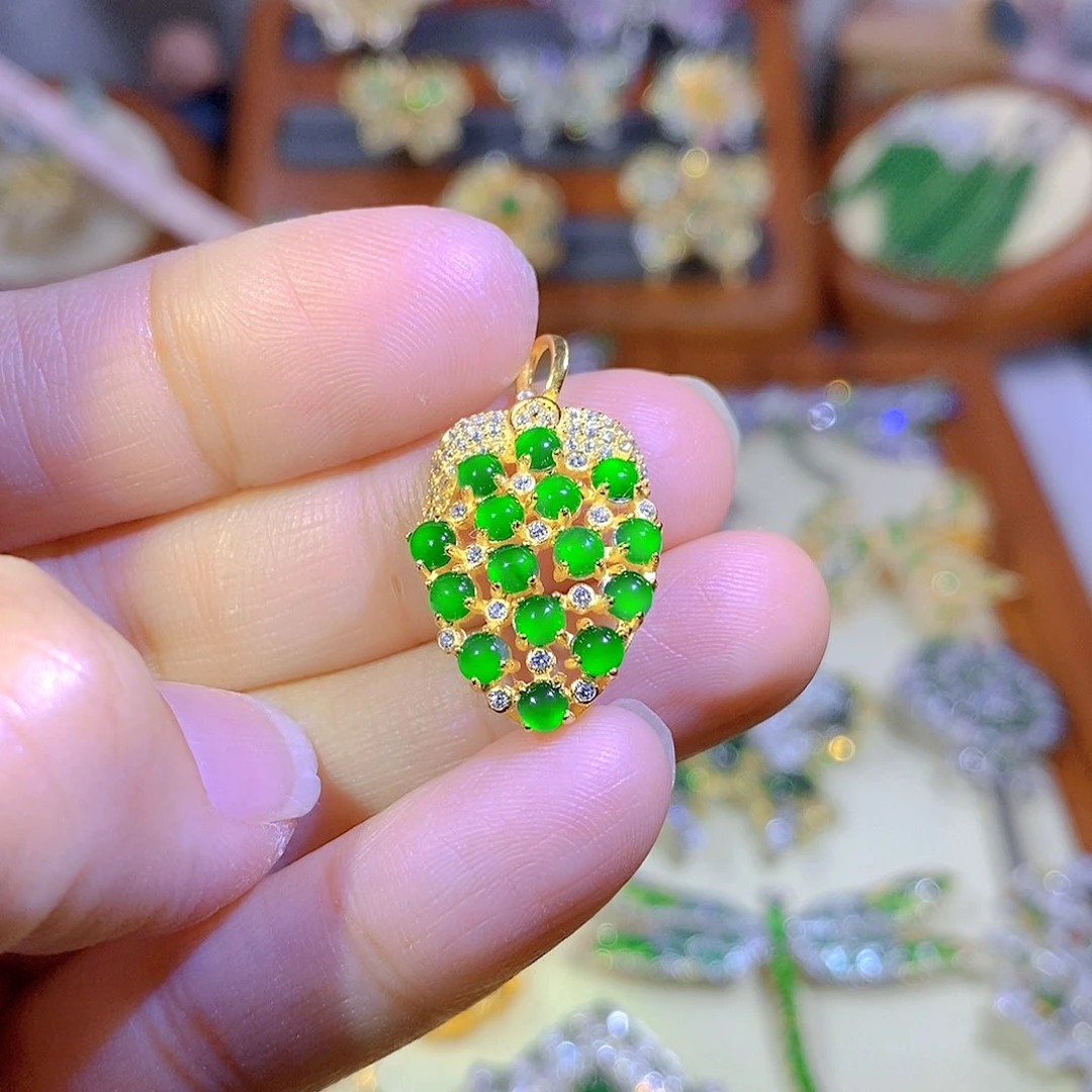 颈饰银S925镶嵌翡翠