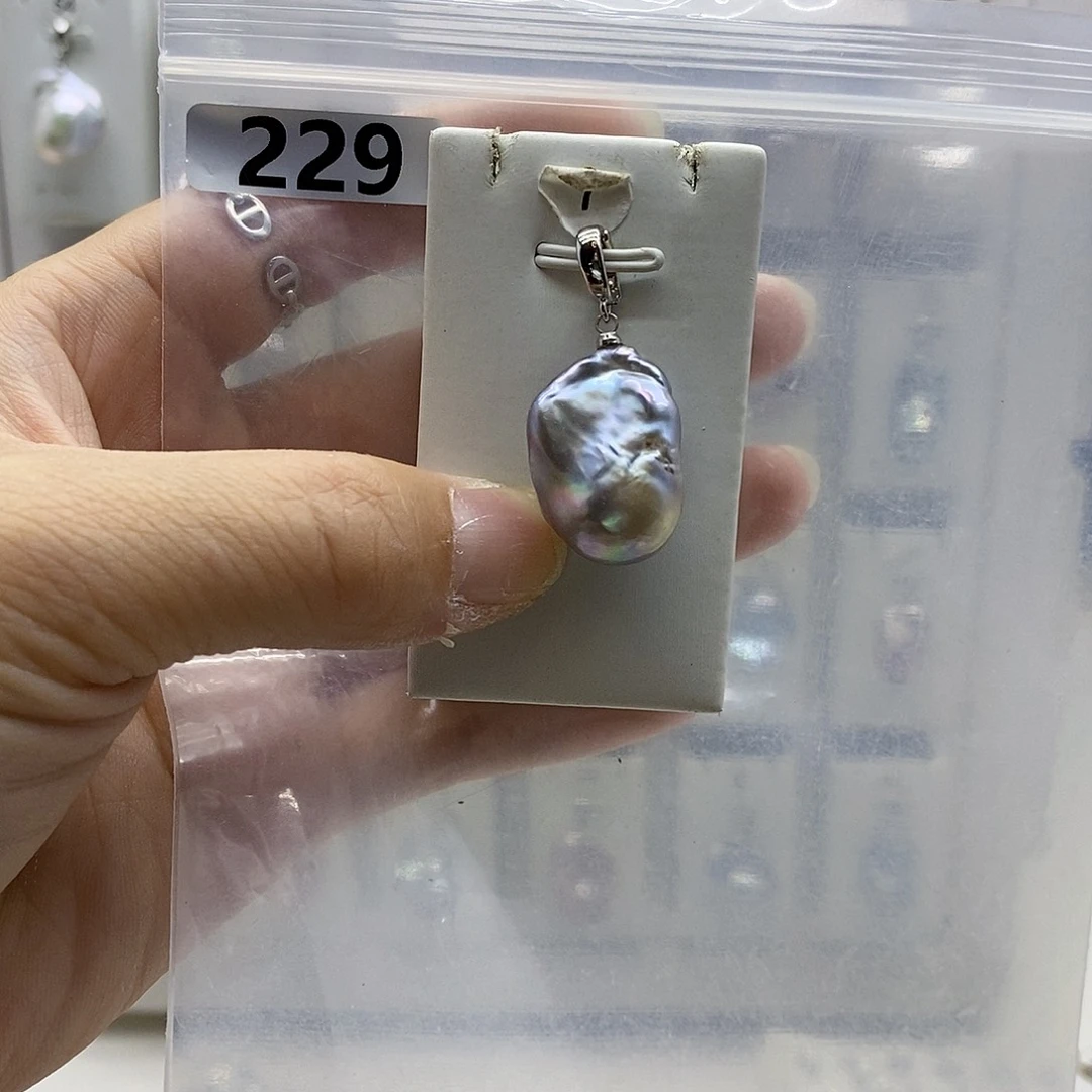 合金耳饰淡水珍珠