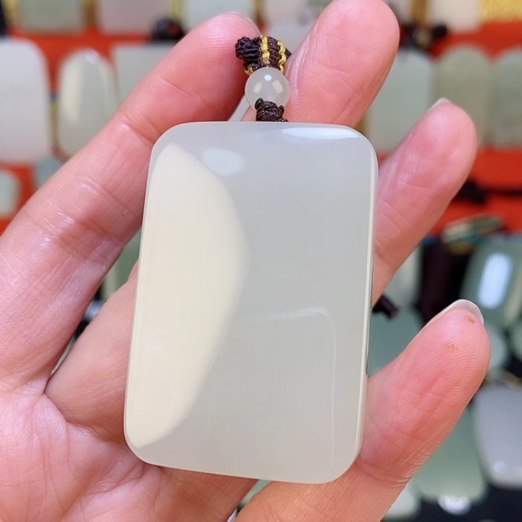 【闪购商品】颈饰未镶嵌和田玉