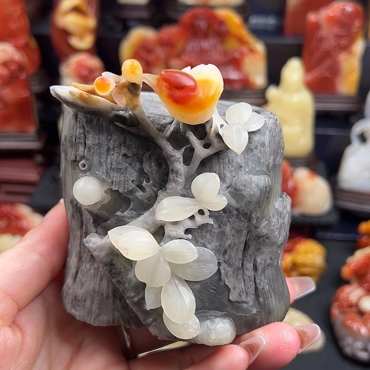 寿山石老性芙蓉石