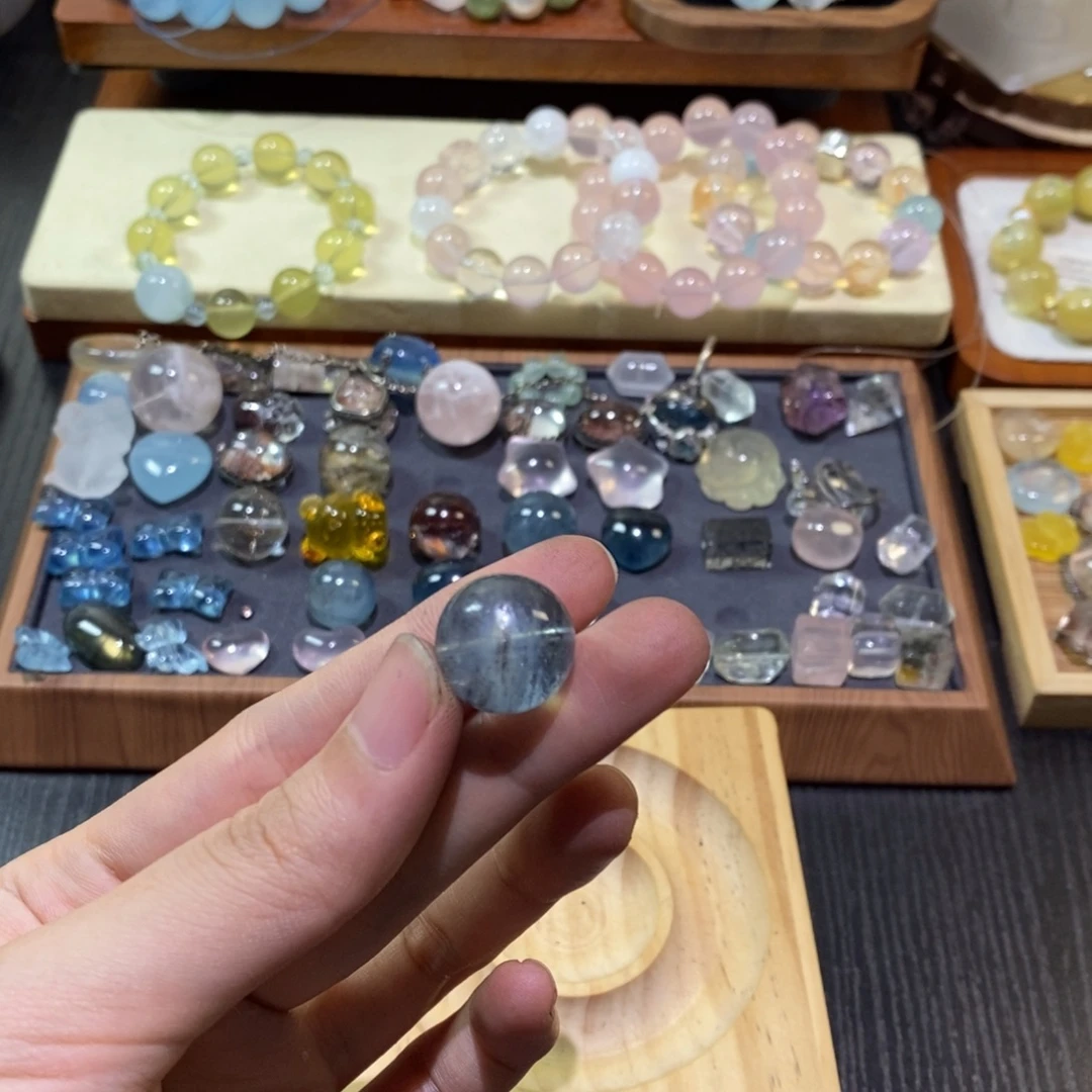噜***嘿银S925镶嵌手链水晶