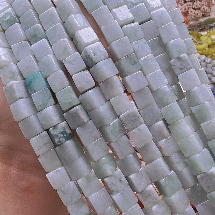 水晶珠宝半成品未镶嵌卡8翡脆方糖一条