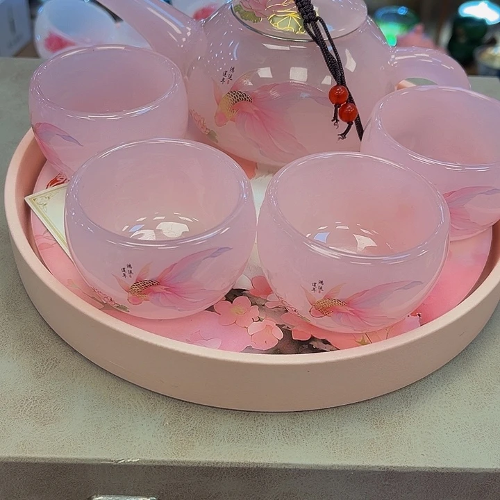 段泥茶杯吧啦吧拉吧拉的吧