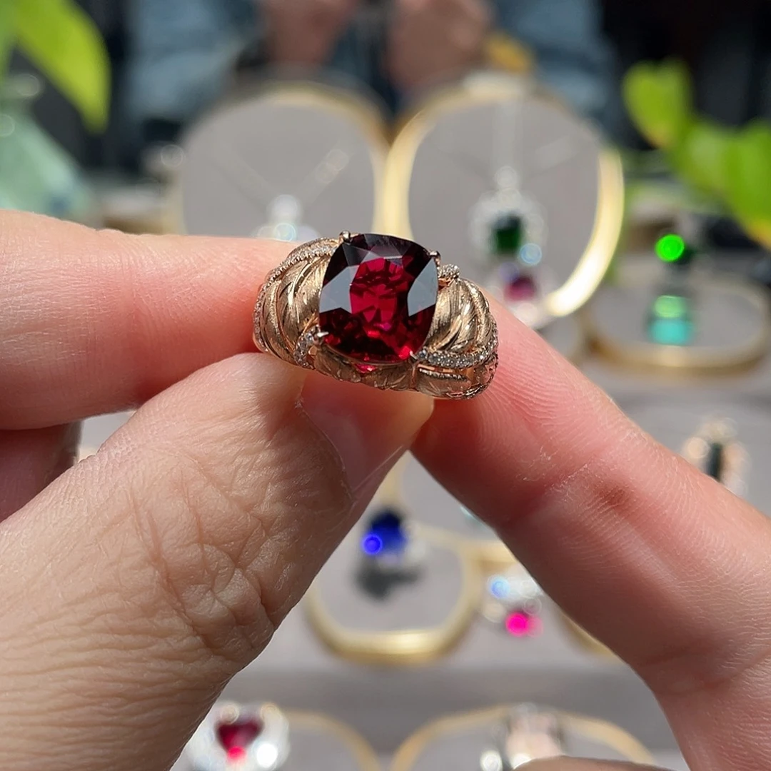 碧玺戒指18K金镶嵌4.08ct