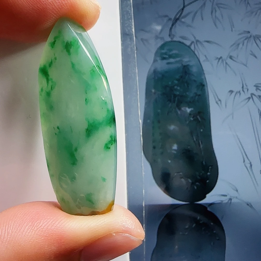 定制翡翠未镶嵌翡翠