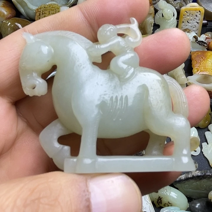 颈饰未镶嵌和田玉